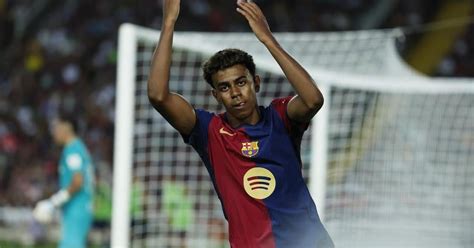 Yamal gets the better of Spain teammate Williams in Barcelona's .
